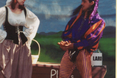 2001-clever-gretel-play